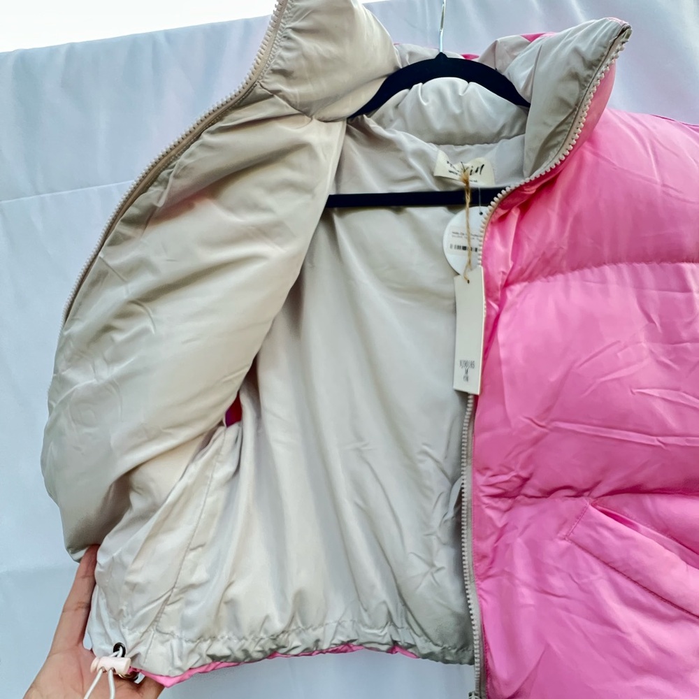 New In pink Puffer vest. NWT - Picture 11 of 11